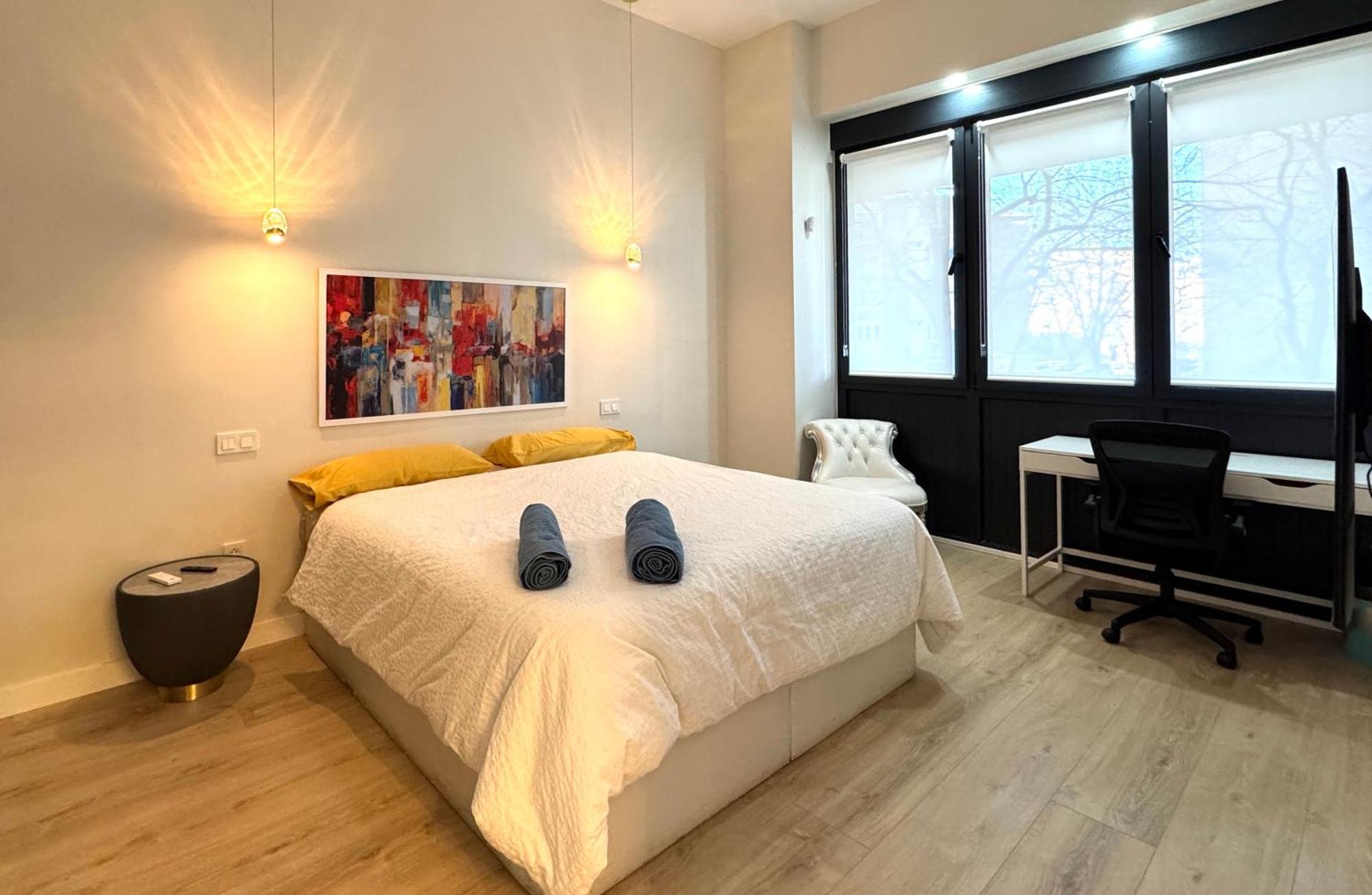 Luxury Suite Wifi Ac Servicios En La Puerta Madrid Buitenkant foto